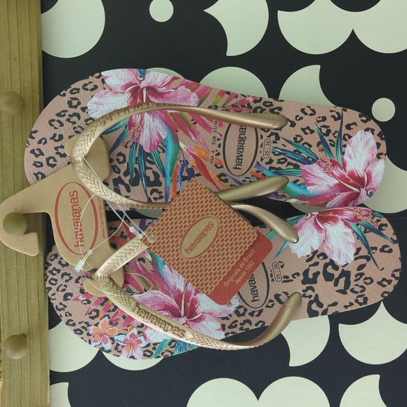 Havaianas Shoes - NWT Havaianas Flip Flops